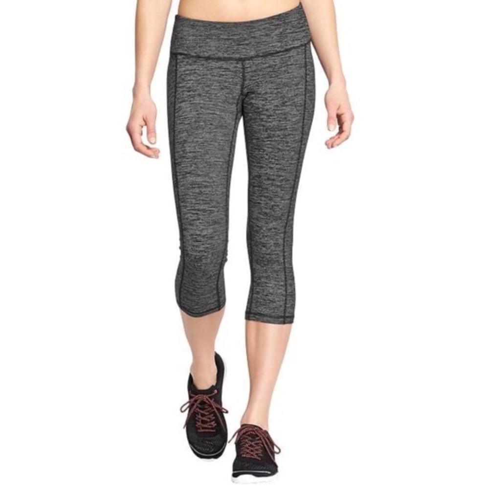Old Navy Active Capri Leggings
